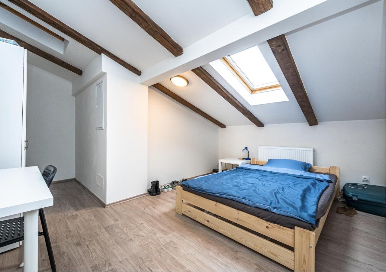 Legerova Apartments Praha Bagian luar foto