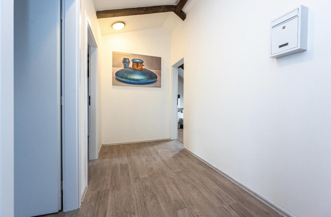 Legerova Apartments Praha Bagian luar foto