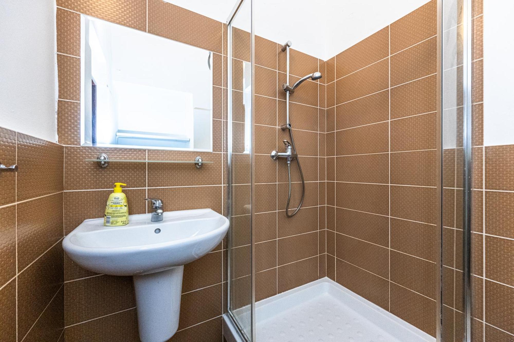 Legerova Apartments Praha Bagian luar foto